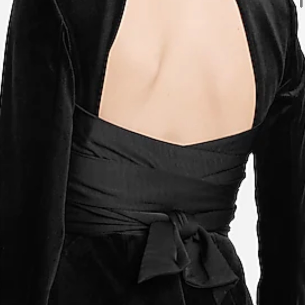 Express Velvet Padded Shoulder Wrap Belt Open Back Blazer Romper size 10